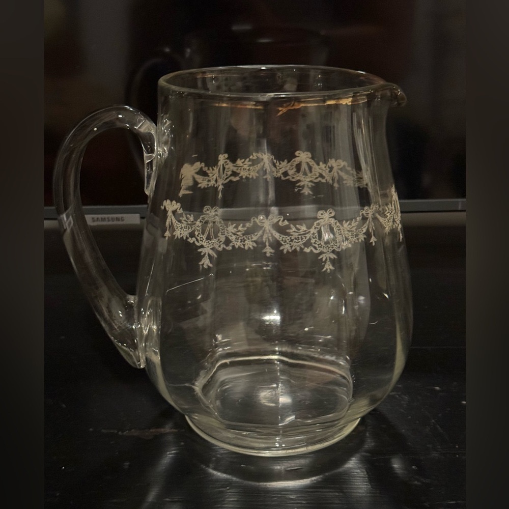 Fabulous Gold Trim Bartlett Collins Wreath and Bow Etched  Beverage Pitcher